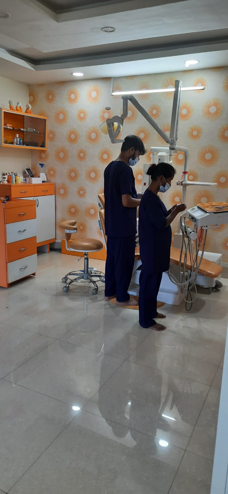 Advanced dental technology at YourDentist clinic in Bhubaneswar